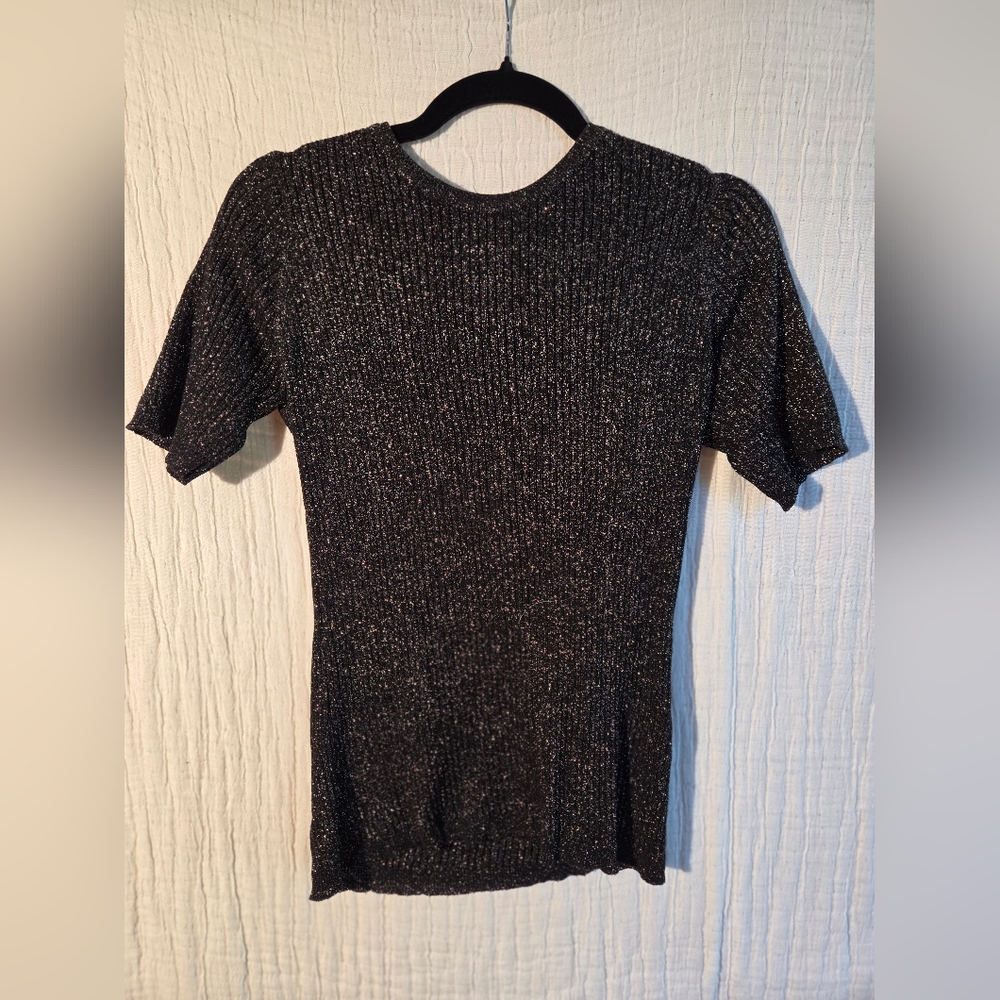 Number One by Kappahl (swedish brand) elegant top with shimmering gold accents